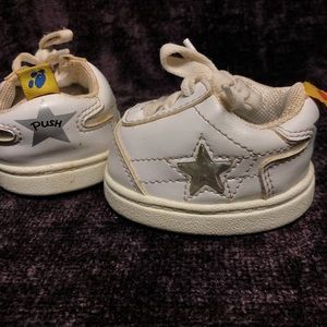 4/$24🦩 Build-A-Bear Star Sneakers